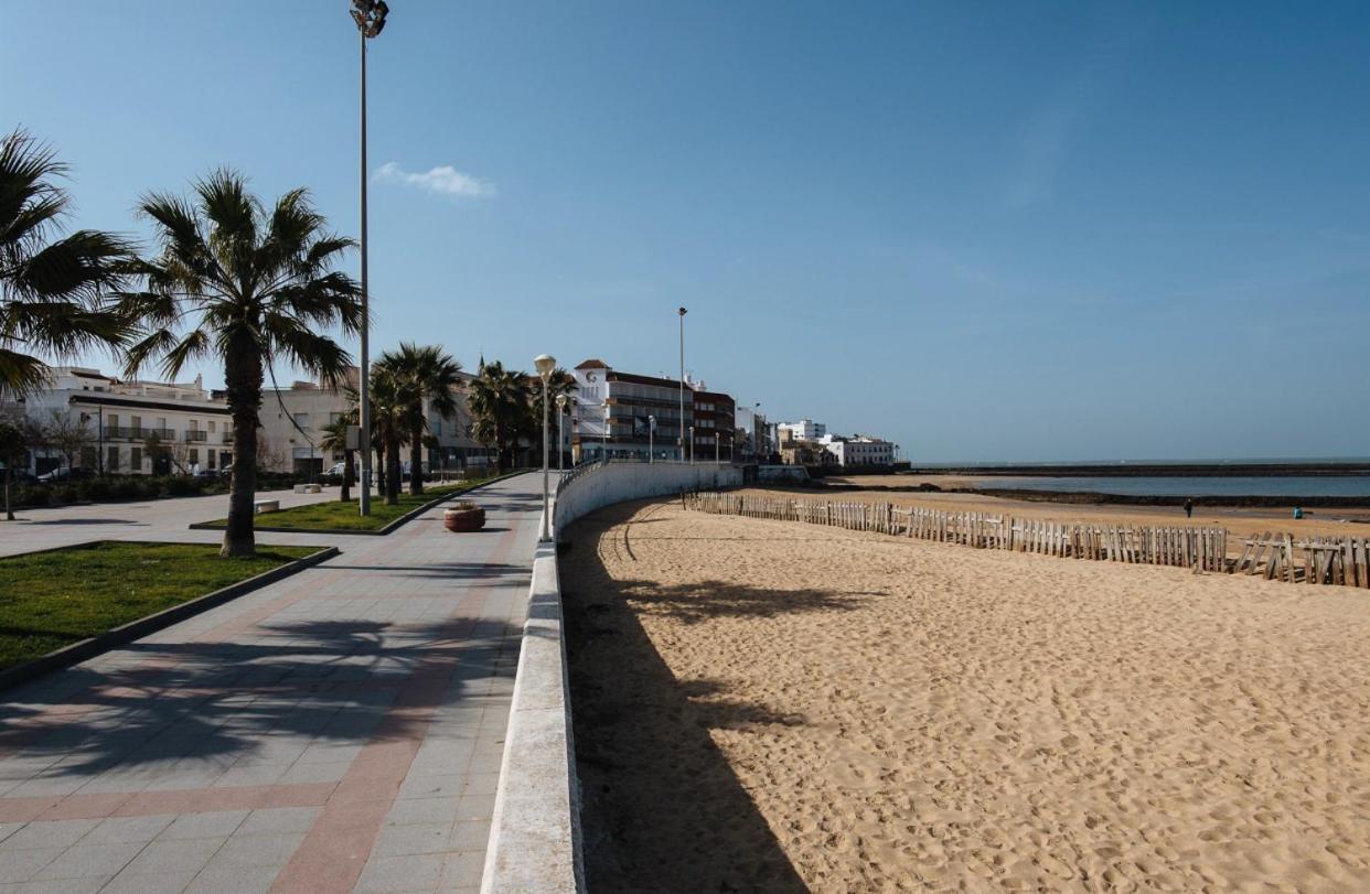 Lyrioshomes Chipiona Beach 外观 照片